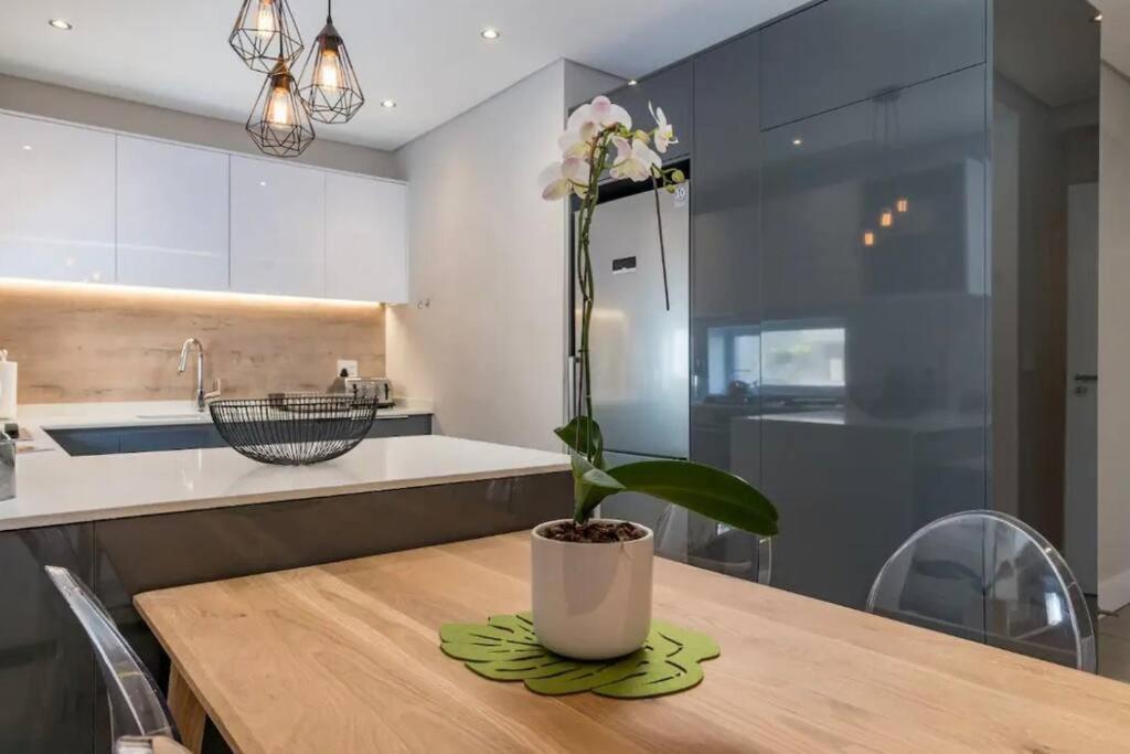 Apartment 2bedroom -mountain View+pool