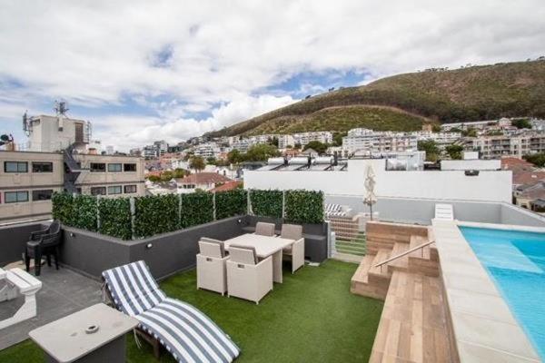 2bedroom -mountain View+pool Apartment Cape Town